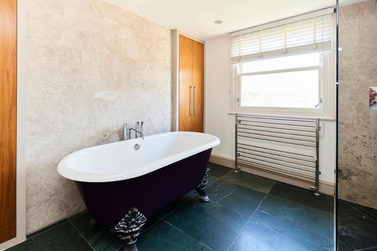 The Walterton Sanctuary - Bright 3bdr Flat Apartment London