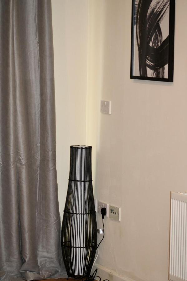 Glamorous Two Bed Flat