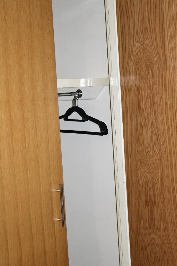 Glamorous Two Bed Flat Apartment *
