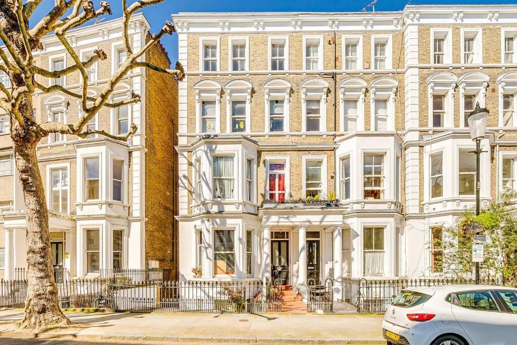 For Explorers - 3 Min Walk To Station Apartamento Londres