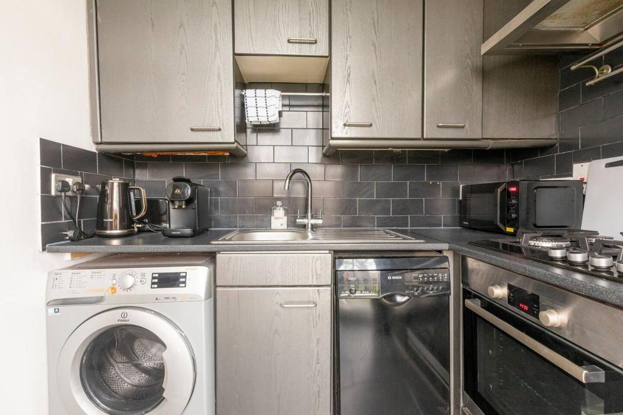 Cozy Flat In The Heart Of * Londres