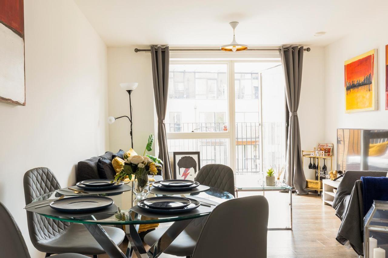 Spacious 2 Bed In Location