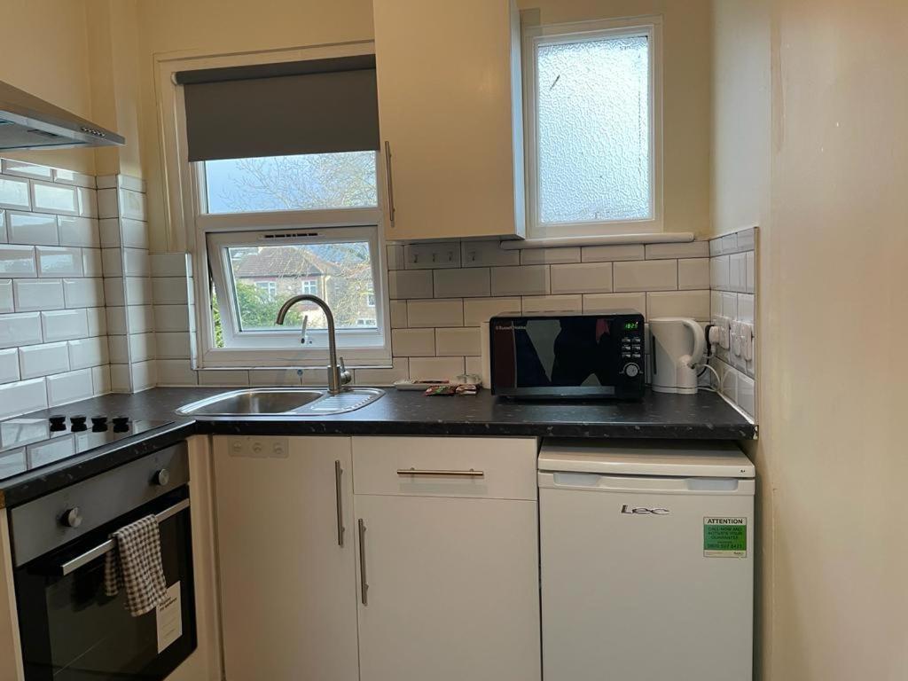 Anazing Studios 2 - North East London - Chingford * London