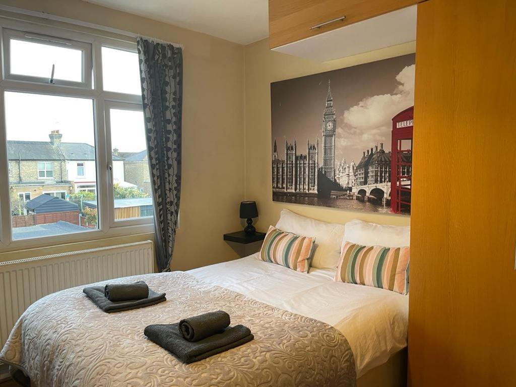 Anazing Studios 2 - North East London - Chingford Apartment London