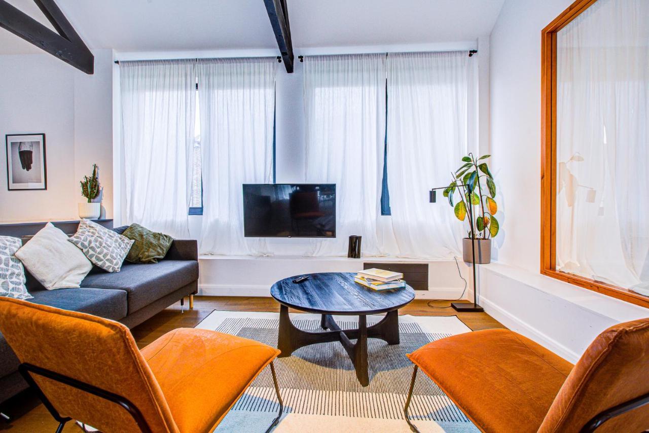 Stunning Penthouse Close To Queen's Park - Mega Fast Internet Apartment London