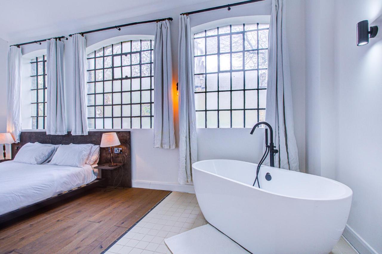 Stunning Penthouse Close To Queen's Park - Mega Fast Internet Apartment