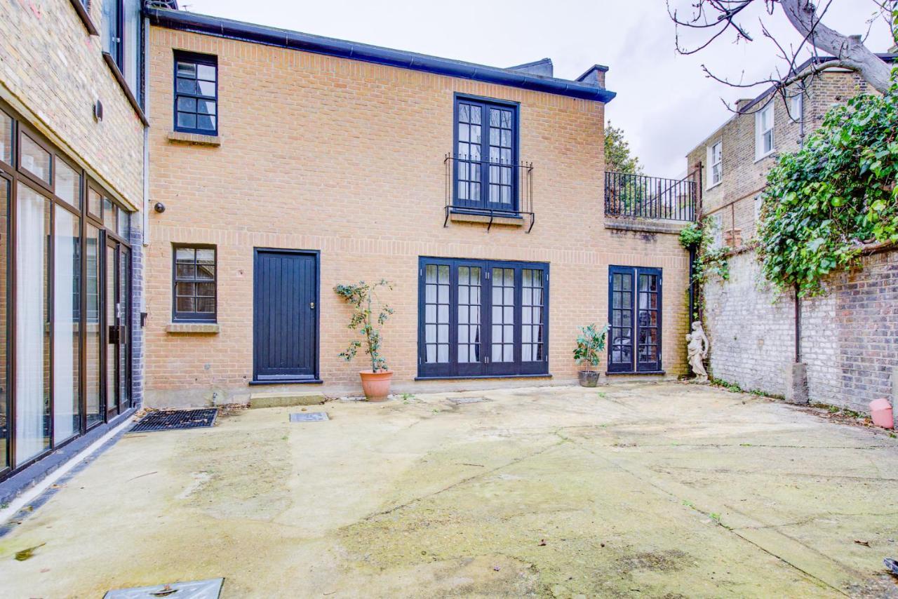 Stunning Penthouse Close To Queen's Park - Mega Fast Internet London
