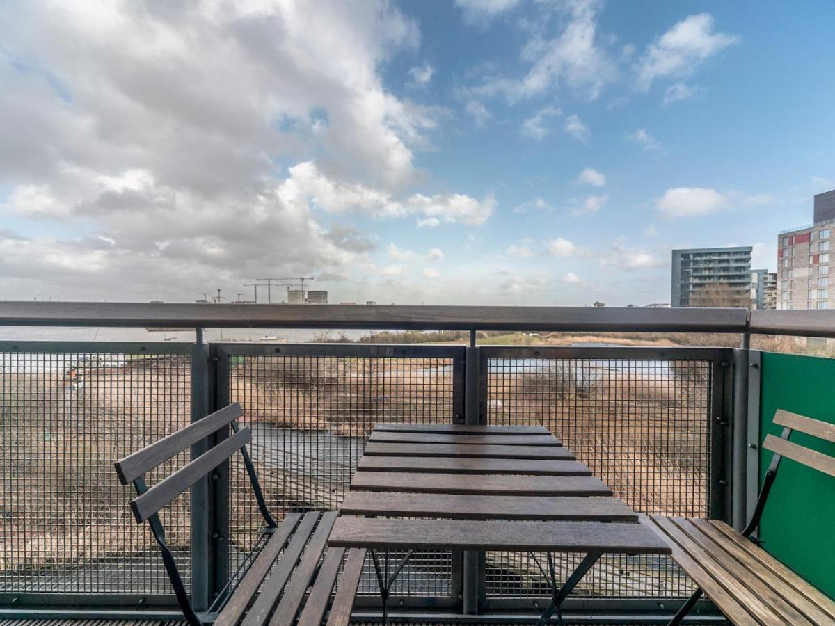 Pass The Keys Riverside Amazing Flat In Close To The O2 London