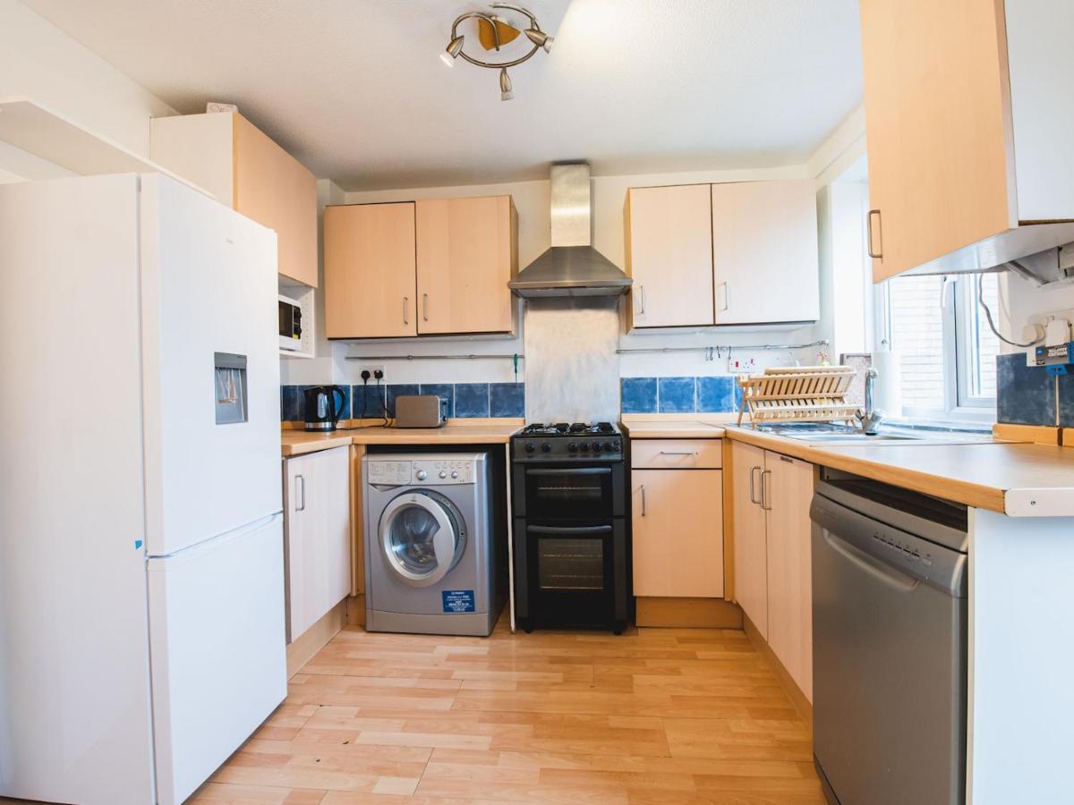 Pass The Keys Cosy Se House Near Tube Line Ferienhaus London