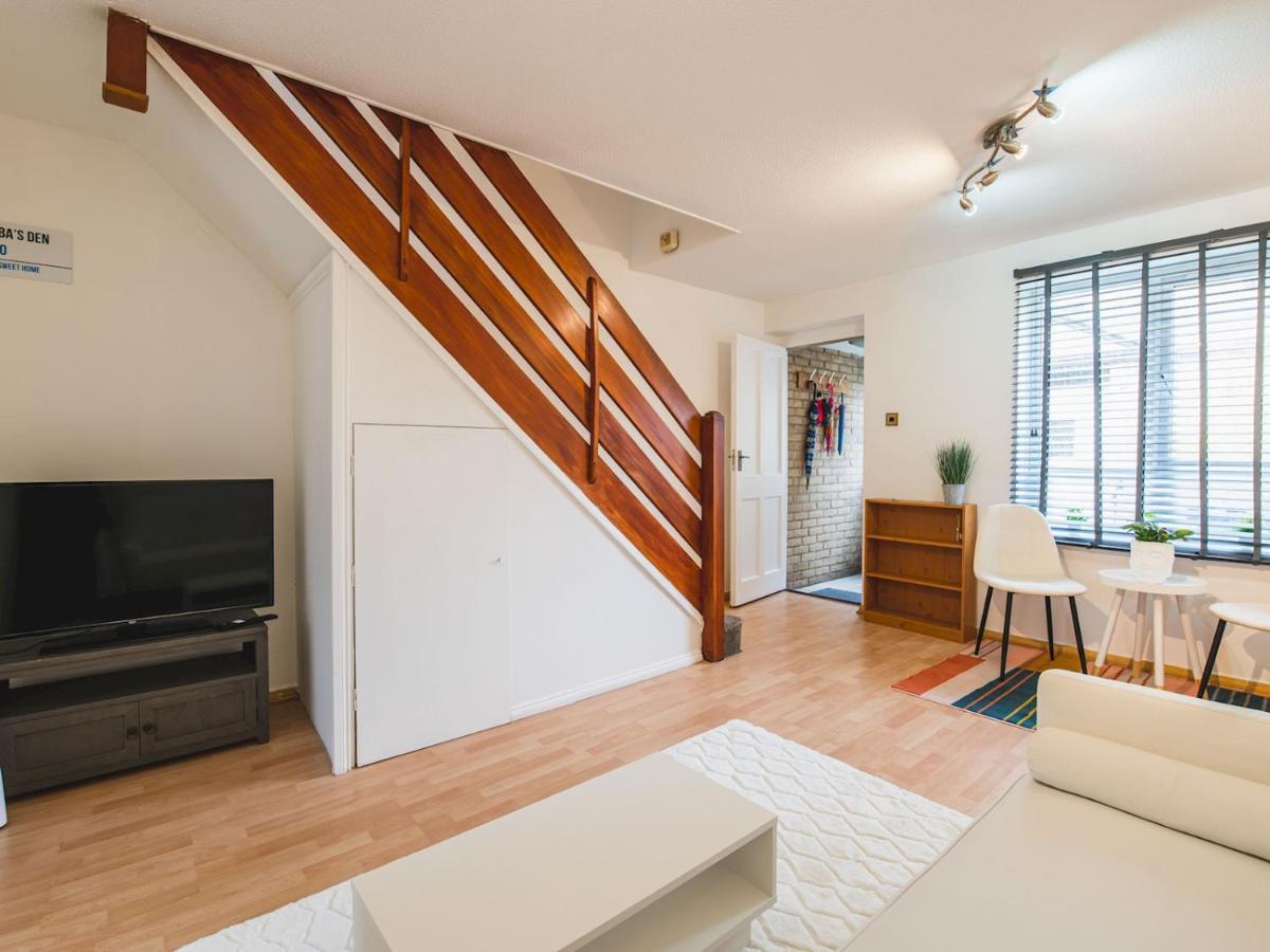 Pass The Keys Cosy Se House Near Tube Line Hébergement de vacances
