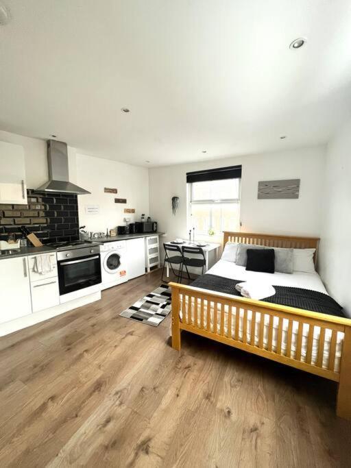 Very Flat In A Great Location London