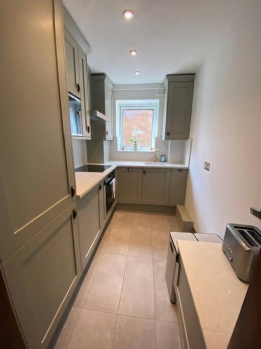 2 Double Bedroom Charming Chelsea *