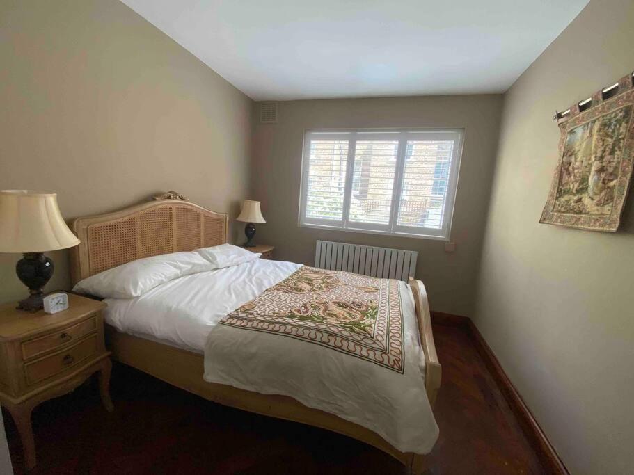 2 Double Bedroom Charming Chelsea Apartamento Londres