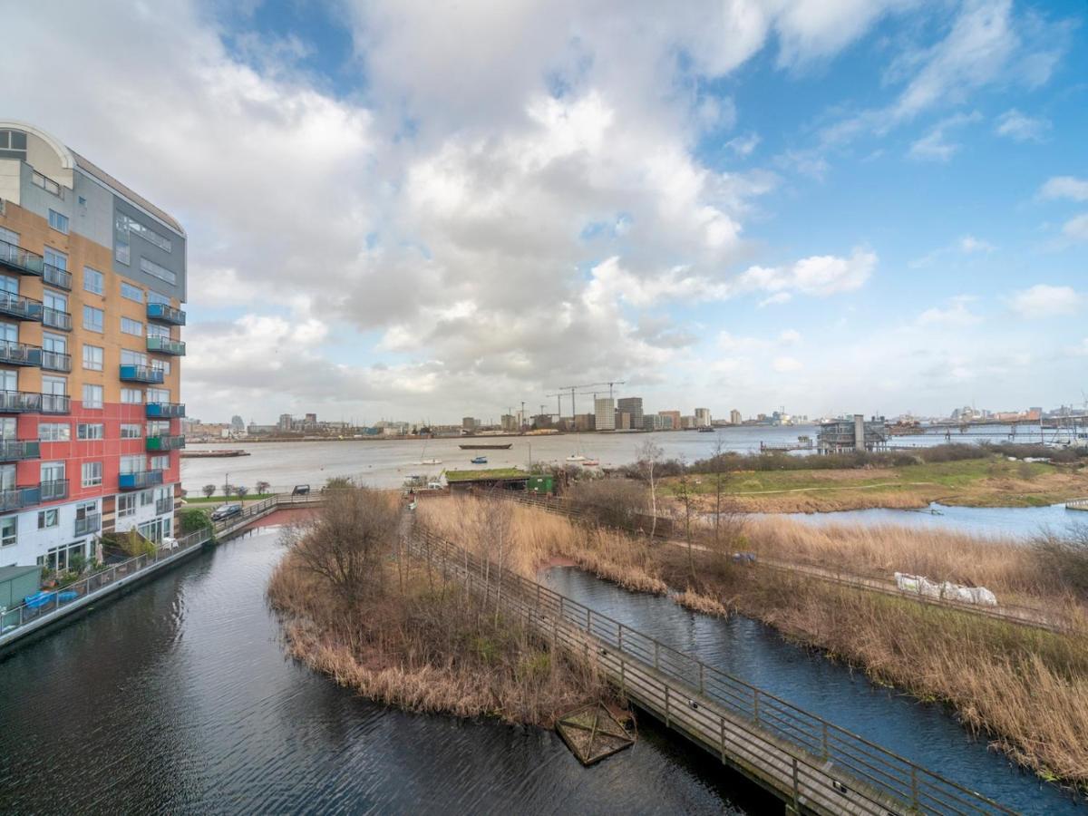 Pass The Keys Riverside Amazing Flat In Close To The O2 Apartment