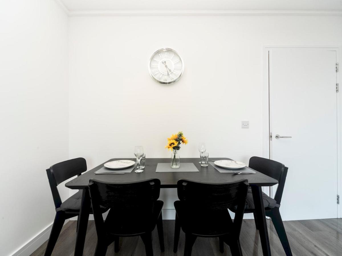 Apartment Pass The Keys Riverside Amazing Flat In Close To The O2 London