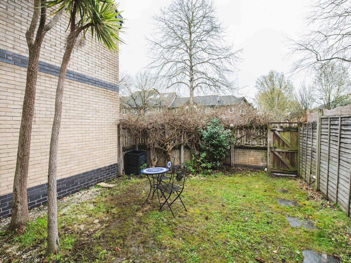 Pass The Keys Cosy Se House Near Tube Line * Londres