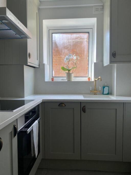 2 Double Bedroom Charming Chelsea Apartamento Londres
