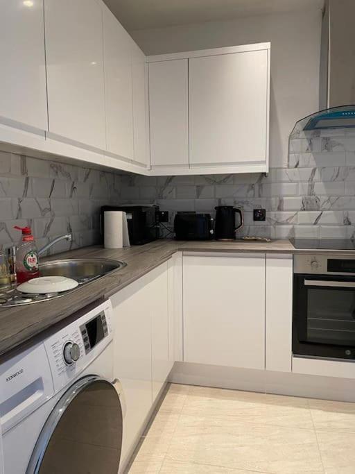 Appartement Beautiful 2 Bedroom Flat In London! Near Excel O2 Arena And Central! With Garden Londres
