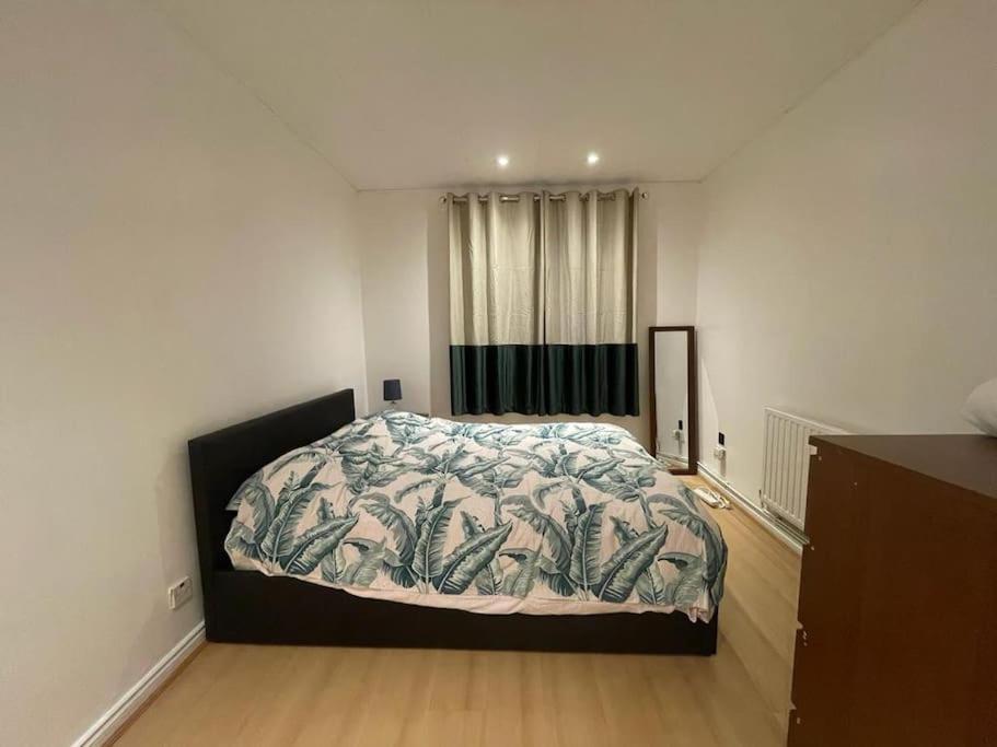 Appartement Beautiful 2 Bedroom Flat In London! Near Excel O2 Arena And Central! With Garden