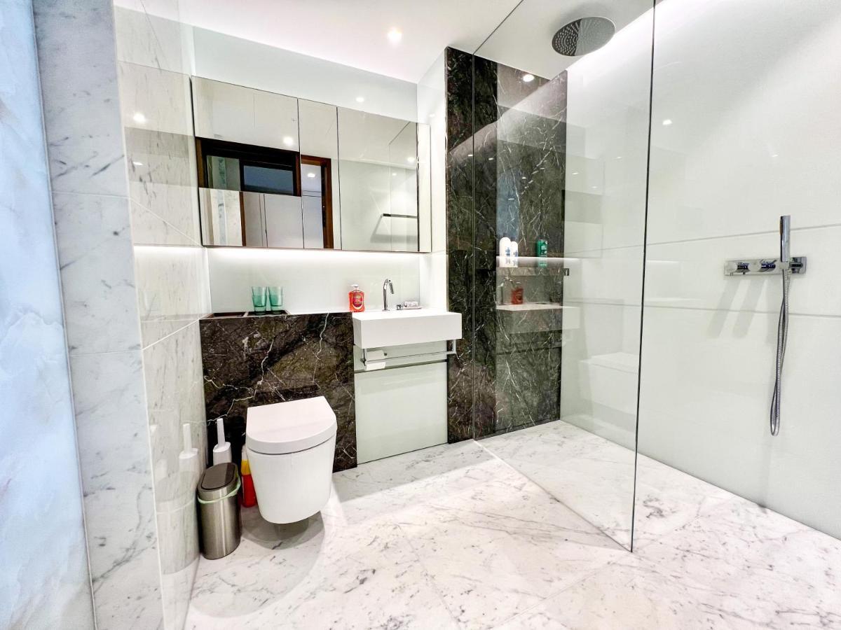 Deluxe Entire Studio Next To Eye&trafalgar Square Apartahotel *