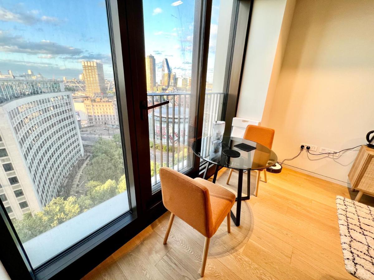 Deluxe Entire Studio Next To Eye&trafalgar Square Apartahotel