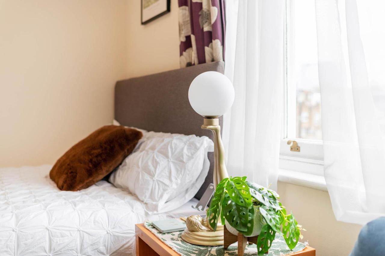 Elegant Art Deco Whole - 2mins To Hyde Park, 8mins To Bayswater, Nottinghill, Paddington Apartamento Londres