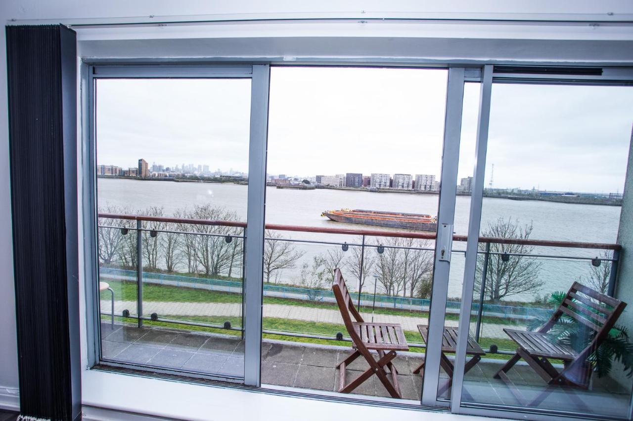 Appartement Remarkable 2-bed With Sea View Londen