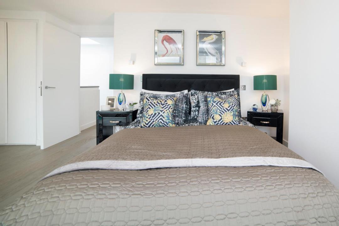 Premier 3 Bed Lux - Sleeps 8 *