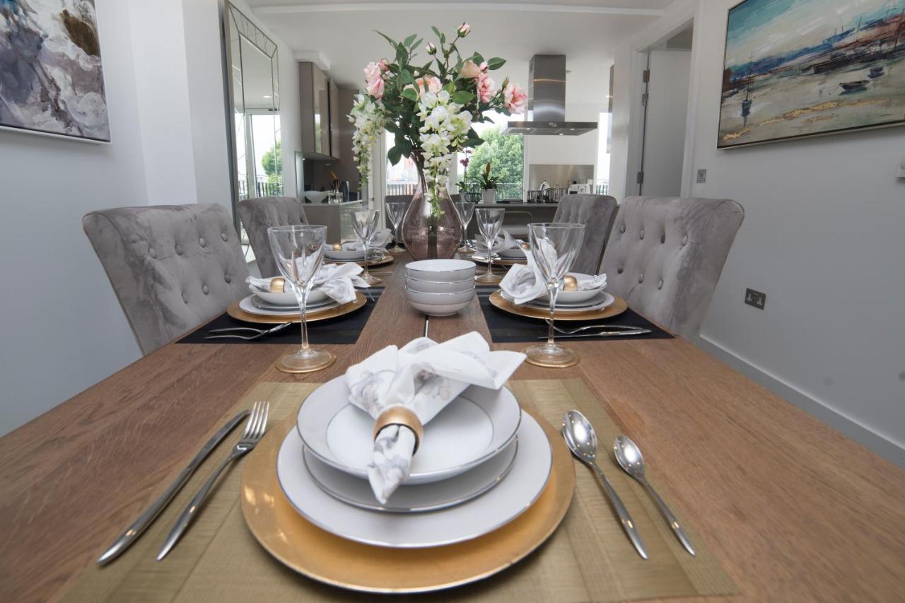 Premier 3 Bed Lux - Sleeps 8 *