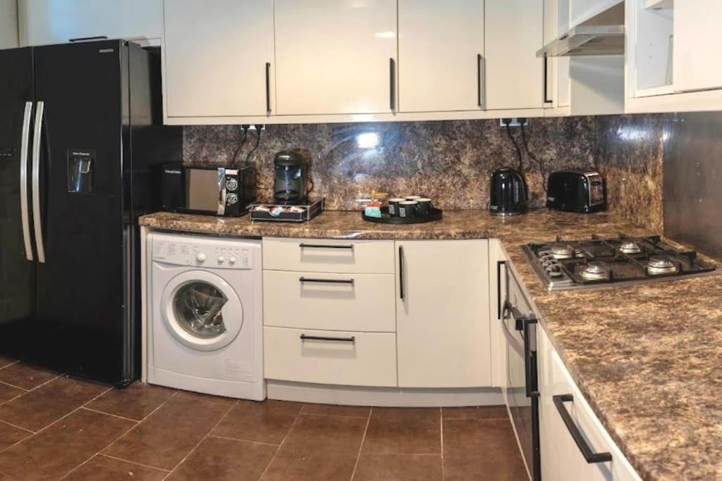 Unique 3bd Flat King Size Bed Londres