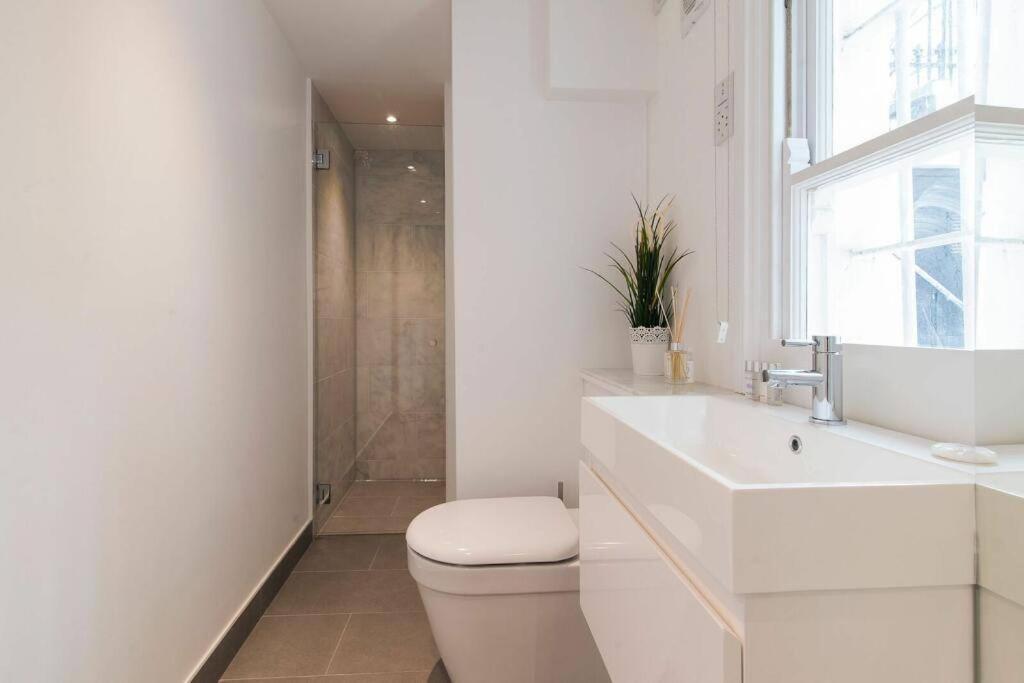 Charming Stylish One-bedroom Londres