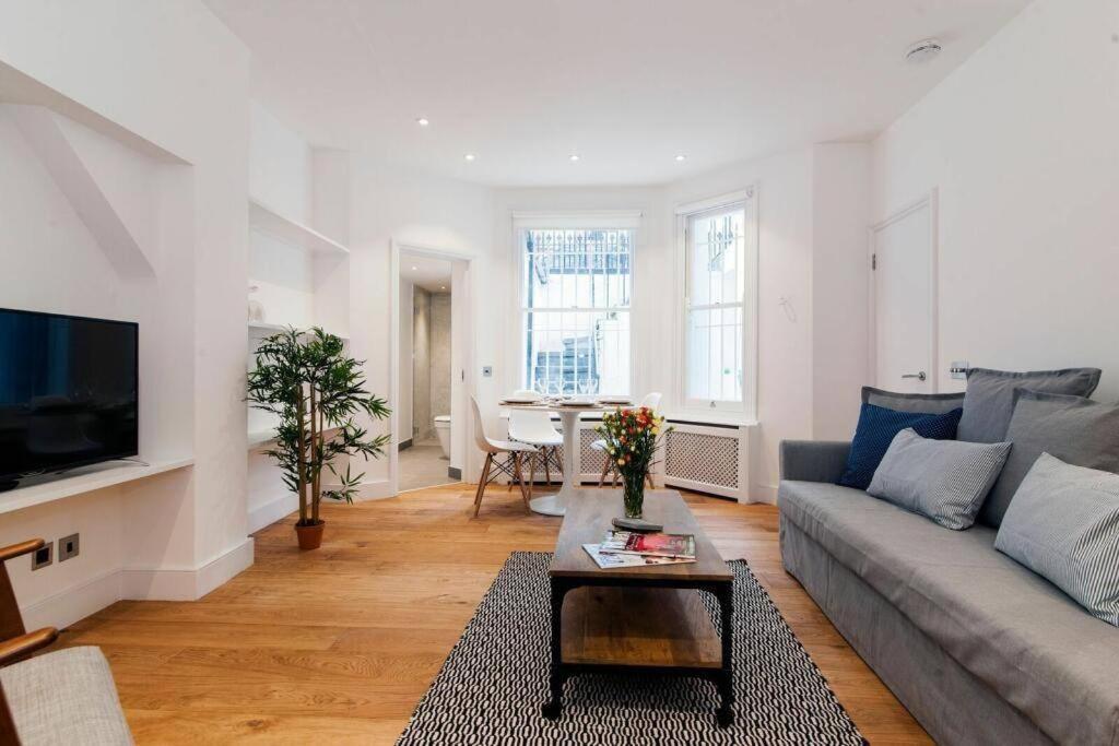 Charming Stylish One-bedroom * Londres
