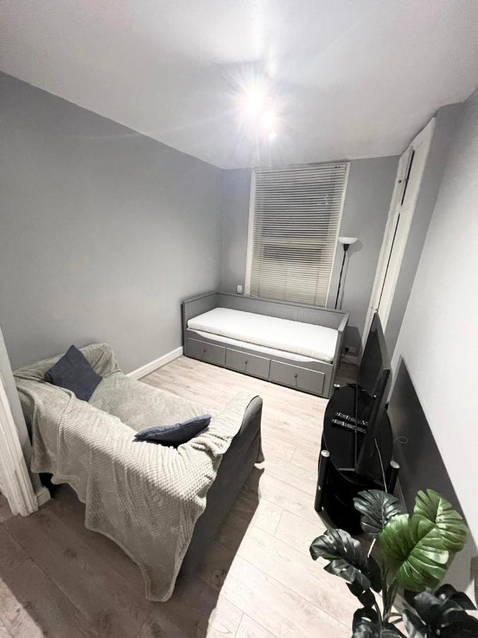 3 Bed On Balham High Road