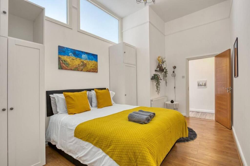 Charming Earls Court London