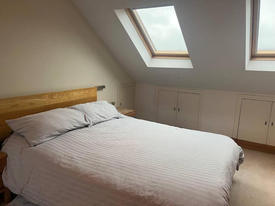Casa de Férias Four Bedroom Modern Victorian Wandsworth House Londres