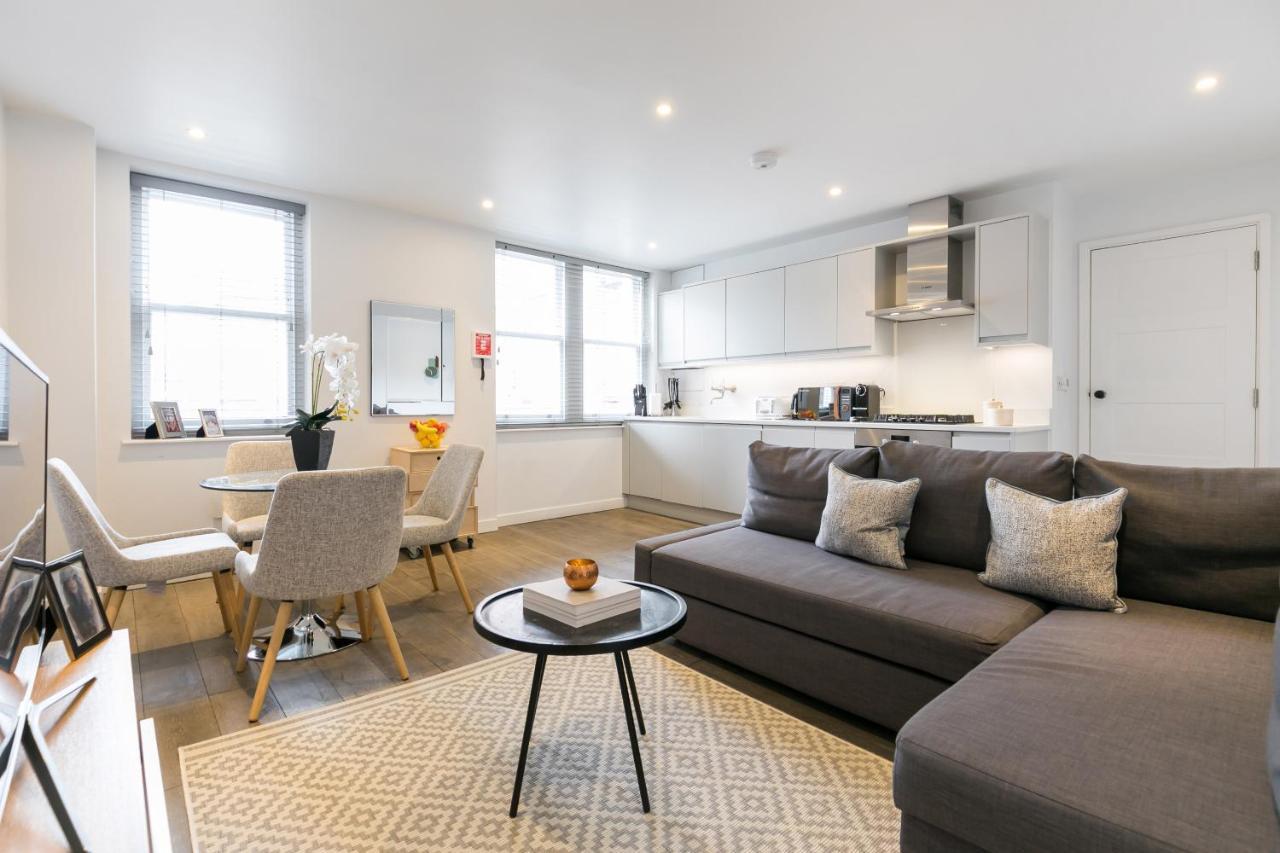 Urban Chic - Rathbone Londen