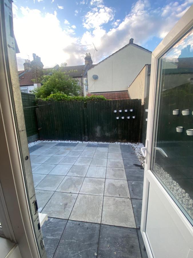 Cosy House In Newham * London