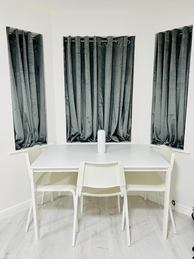 Royallodge Apartment London