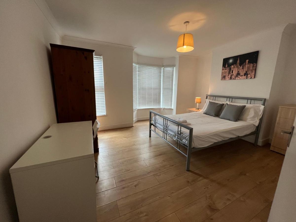 Stratford Cozy Double Homestay
