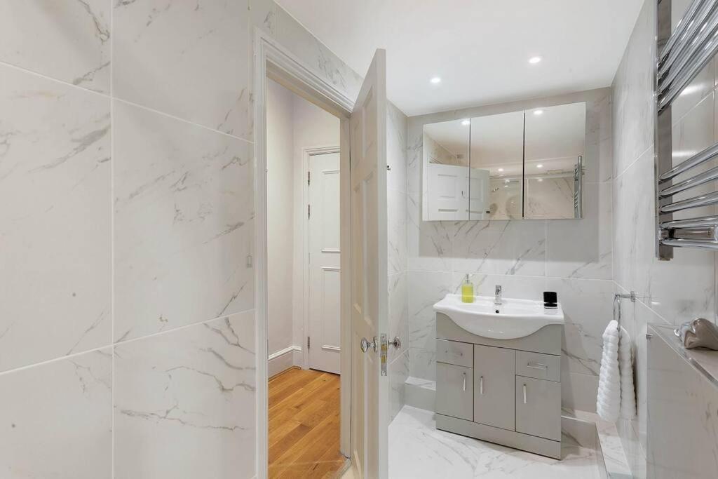 Lovely Chelsea Apartment