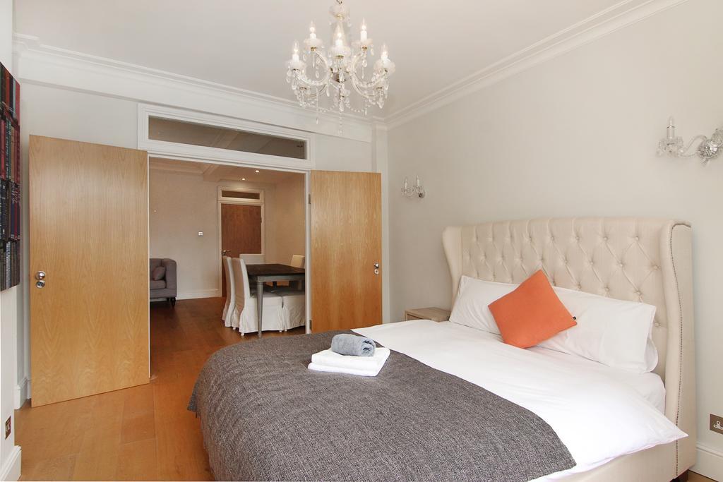 Lifestyle - Knightsbridge