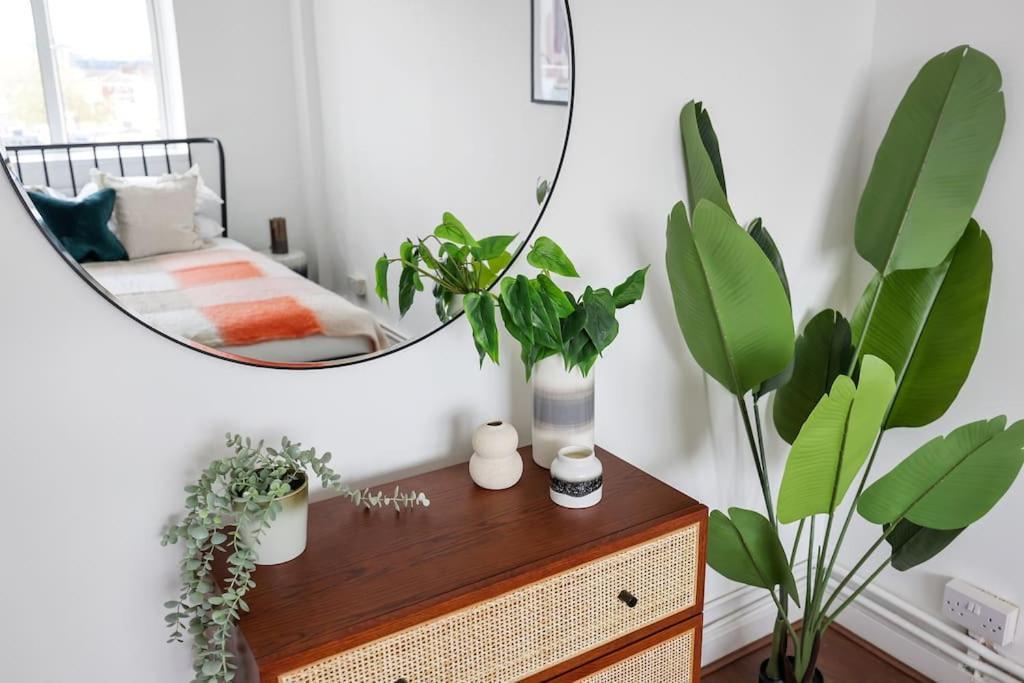 Apartment Penthouse Camden By Hiatus Concierge *