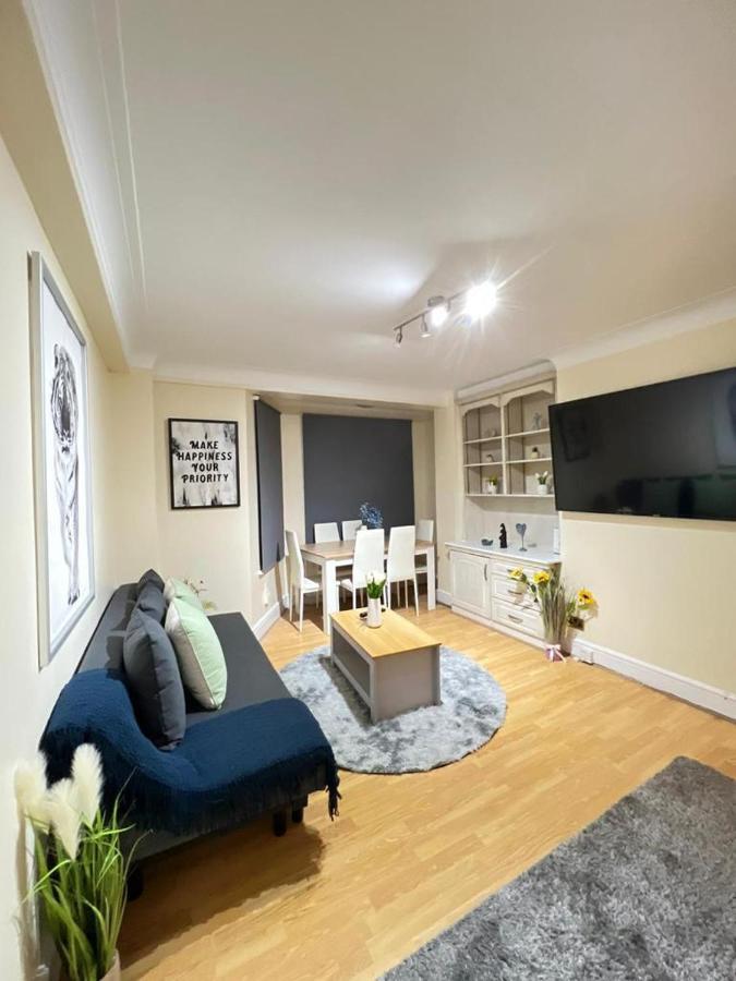 Comfy 2 Bedroom Flat Edgware Road