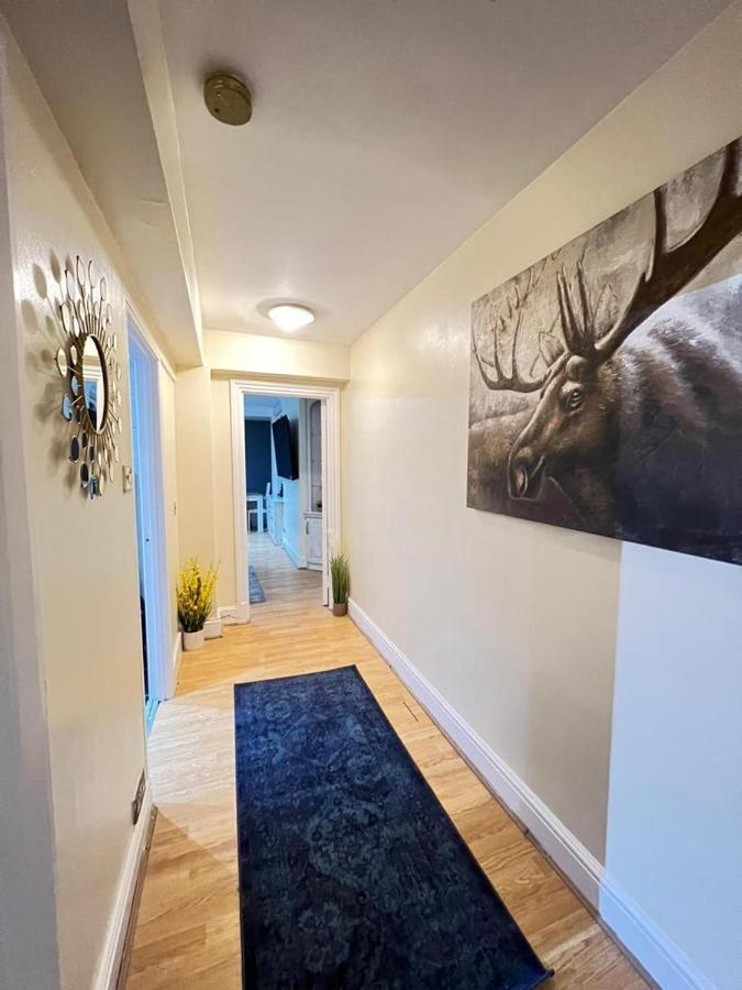 Comfy 2 Bedroom Flat Edgware Road * Londres