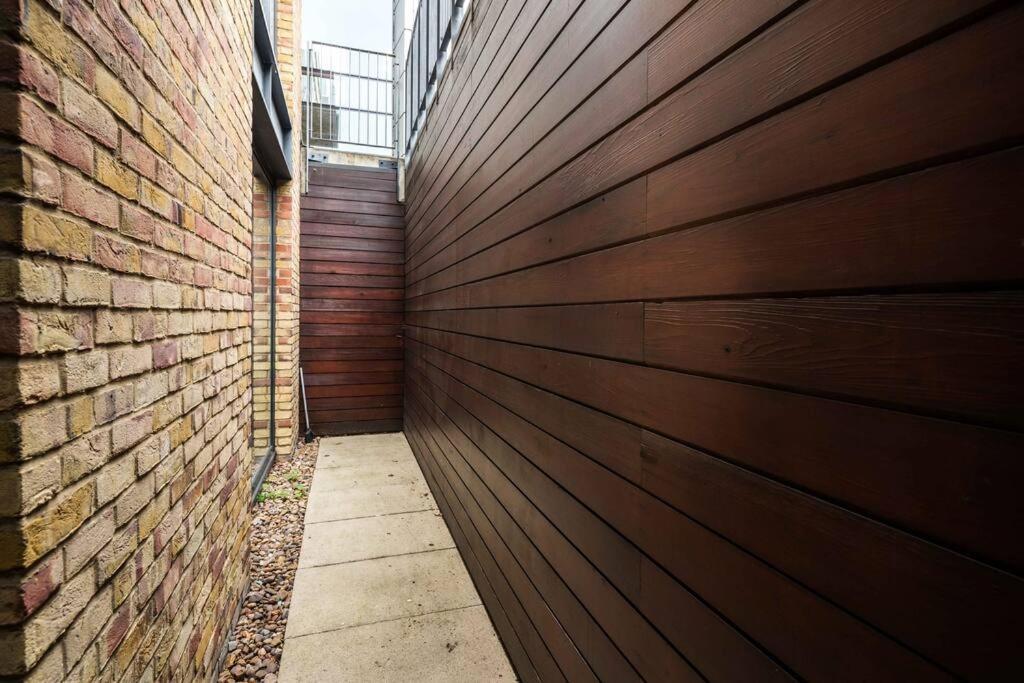 Chic And Spacious Flat Near Bond Street Londres