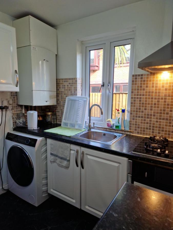 Accommodatie bij particulieren Cozy Double Bedroom In Zone 1-2
