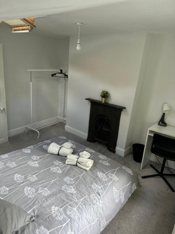 Accommodatie bij particulieren Cozy Double And Triple In Greenwich