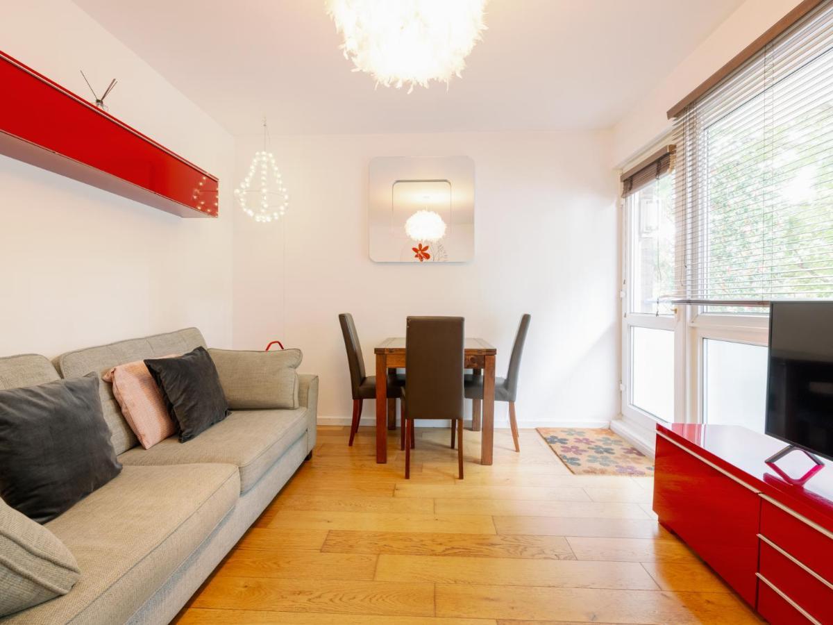 Appartement Spacious Flat In South With Balcony - Pass The Keys Londen