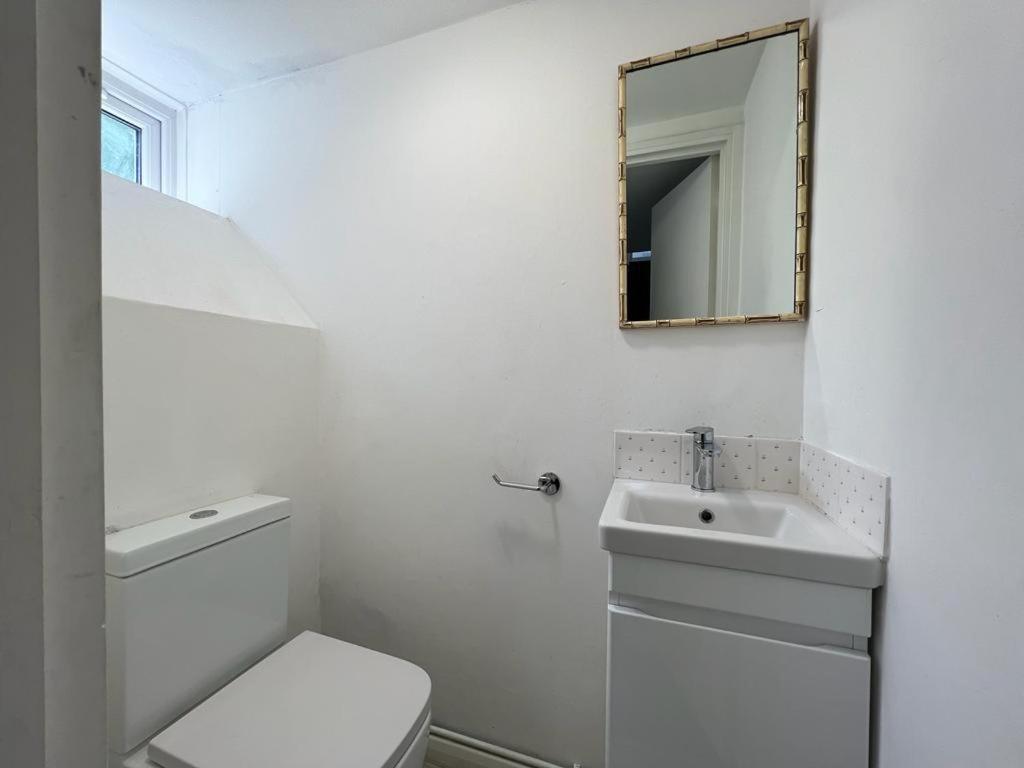 Apartamento Lovely 4bed Property, 8min To Oxford Street Londres