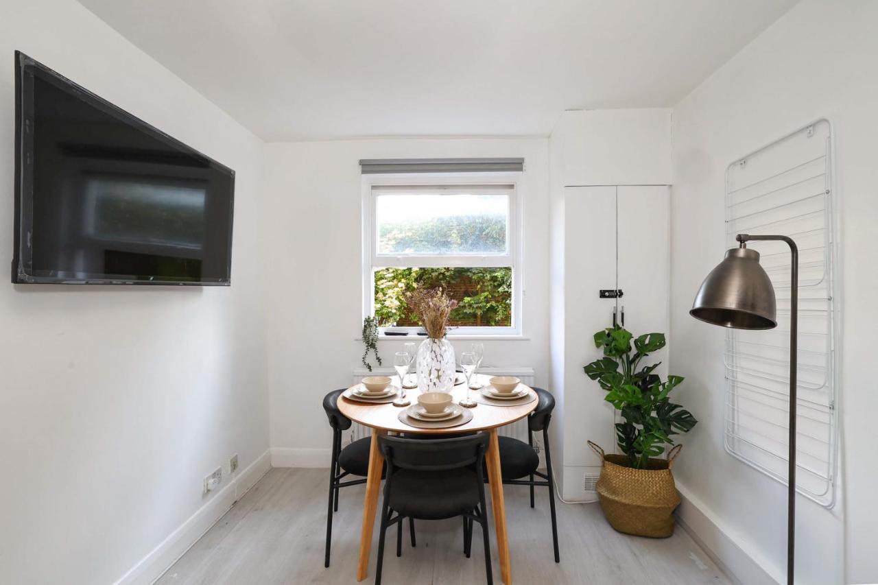 Apartamento W For 4. Open Plan Kitchen/living